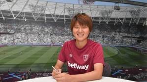 官方:西汉姆女足宣布日本女足中场林穗之香加盟球队,签约两年