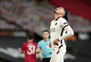 记者:国米有意免签斯莫林,顶替可能离队的德弗里或什克